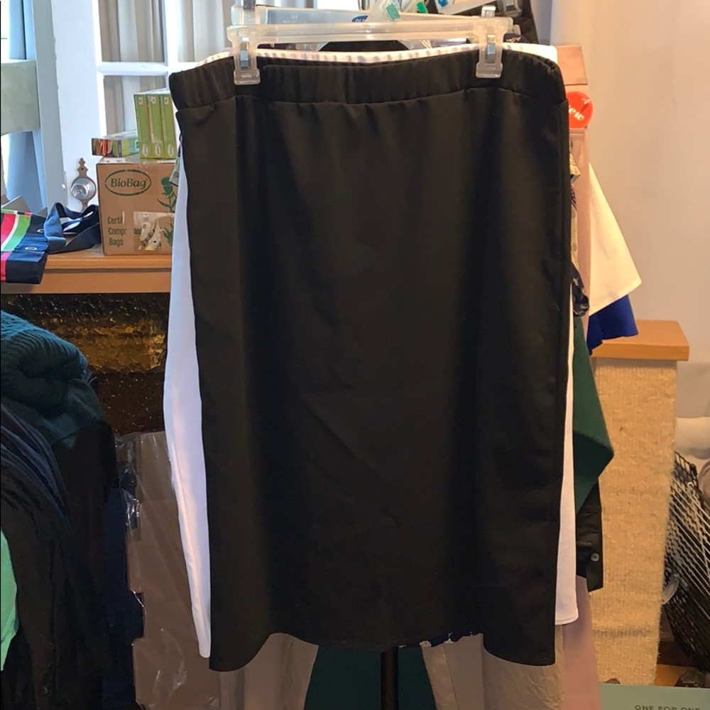 Black & white skirt set